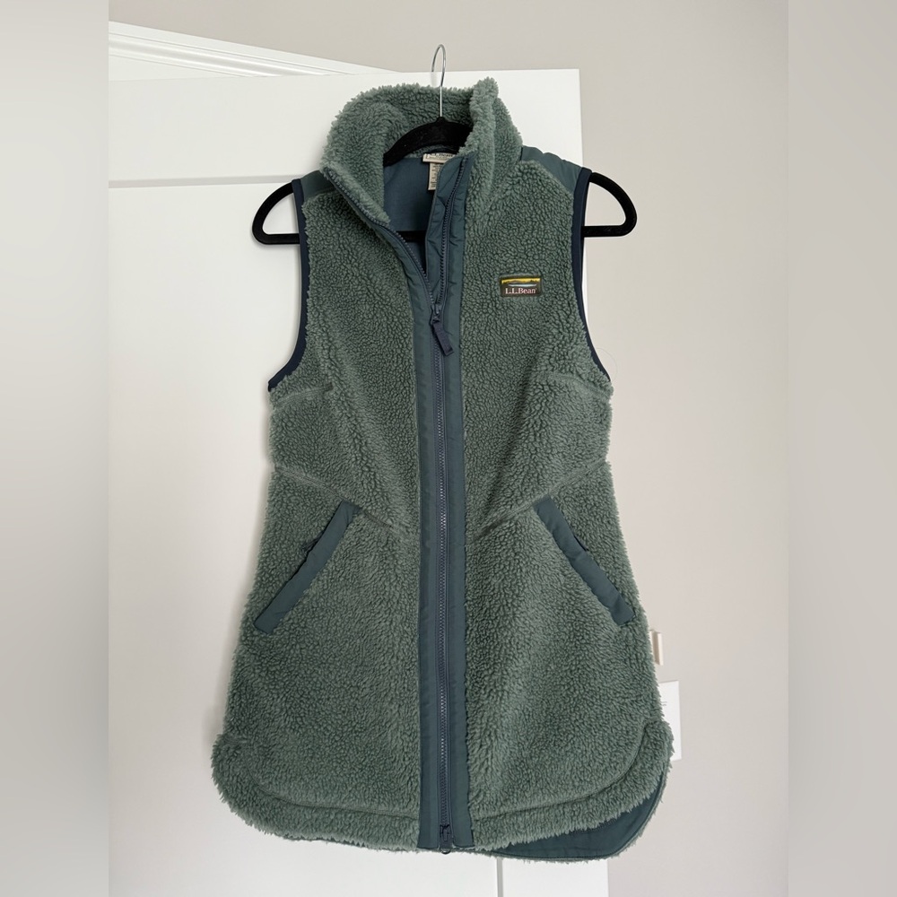 L.L.Bean's Sherpa Fleece Long Vest-EUC